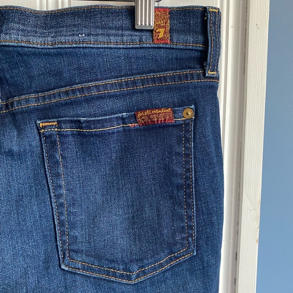 ✨HP✨ Gorgeous 7 for All Mankind Dark The Ankle Skinny wash distressed. S… - Picture 7 of 9